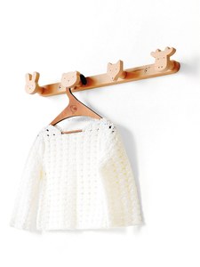 Crochets muraux décoratifs en bois en forme de visage d'animal pour espaces contemporains et hôtels - Product Image 4