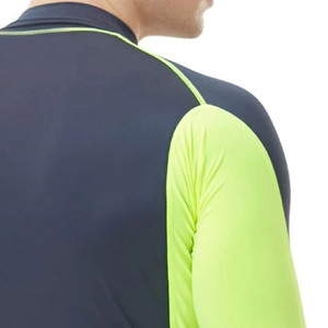 Rashguard à manches longues, prix bas, design personnalisé, vente en gros, produit le plus vendu, fabriqué au Pakistan - Product Image 5