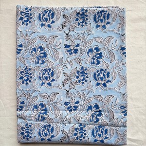 Wholesale Cotton Poplin <b>Fabrics</b> Flower Print Many Design 100% Cotton Printed Stock <b>Fabric</b> for Woman - Product Image 3