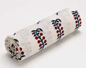 Tissu en Popeline Florale de Coton 53/54 Pouces Blanc Rouge Bleu Imprimé Botanique Respirant Textile de Maison Tissé Poids Moyen VEER - Product Image 1