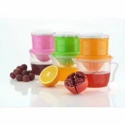 <b>Mini</b> Manual Orange <b>Juicer</b> 500ml Plastic Table Top Fruit Squeezer for Home Portable Green & Orange - Product Image 4