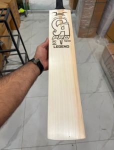 Bate de Críquet CA PRO Legend World Class Edición Limitada, Genuino Grado 1, Superligero, de Madera de Sauce Inglés, 40 mm de Grosor, 2.4 lb - Product Image 1