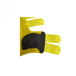 Herraduras de Lujo Bordadas: Elegante Equipo Protector de Nylon Premium con Marca Personalizada - Product Image 3