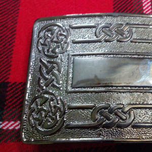 Hebilla de cinturón para kilt de hombre, diseño celta en espiral, cromada/hebilla para kilt escocés, accesorios antiguos de las Tierras Altas con diseño celta en espiral - Product Image 5