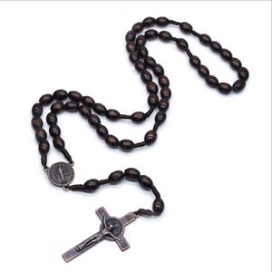 Chapelet catholique fait main en perles de verre facettées de 8 mm avec crucifix doré et médaille Sacré-Cœur - Product Image 2