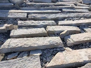 <span class=keywords><strong>Pavé</strong></span> de granit naturel vieilli Griante, long et massif, directement de l'usine - Product Image 3