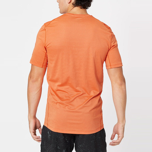 เสื้อยืดฝึกซ้อมพิมพ์ลายแบบซับลิเมชั่นระดับมืออาชีพ เสื้อยืดแขนสั้นสำหรับออกกำลังกายช่วงฤดูร้อน  โลโก้ส่วนตัว  คอวี  ผ้าแคนวาส  สำหรับการแสดงออกทางกีฬา - Product Image 3