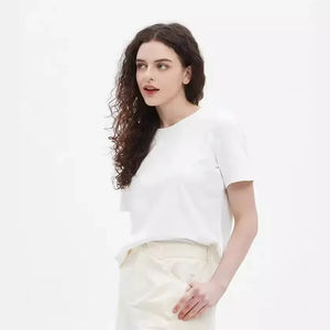 T-shirt uni à manches courtes pour femme, coupe ajustée, style coréen, nouvelle collection été, en fibre de polyester de qualité supérieure, col rond, longueur courte - Product Image 3