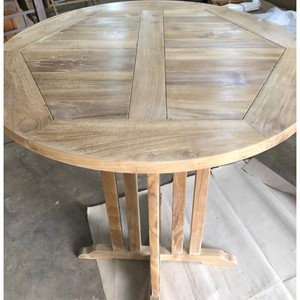 Mesa de Bar Redonda de Madera de Teca Estilo Japandi Moderno, Mesa Alta de Bistró de Madera Sólida de Mediados de Siglo con Diseño Único de Pedestal con Patas Curvas - Product Image 4