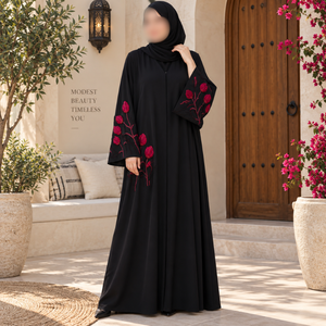 Abaya noire élégante avec broderie florale |   Robe islamique modeste pour femmes musulmanes, tissu de qualité supérieure, manches longues, broderie sur le devant - Product Image 2