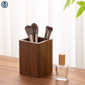 Portalápices de madera de nogal cuadrado de alta calidad, personalizado con logotipo, regalo empresarial de lujo para oficina, artesanía natural. - Product Image 4