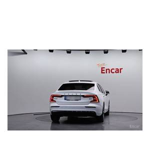 Volvo S60 B5 2024, Ultra Brillante, Volante a la Izquierda, Caja de Cambios Automática, Asientos de Cuero, Cámara Trasera - 12,356 km - Product Image 4