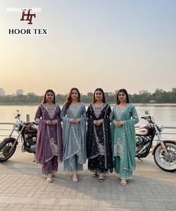 Collection de vêtements de festival Aamzing Color, dernière collection, ensemble kurta-plazo et dupatta en chinon avec broderies, fournisseur d'Inde. - Product Image 2