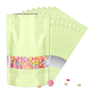 Sachet d'emballage alimentaire refermable violet, pochette verticale avec fenêtre et découpe facile pour un rangement pratique des snacks - Product Image 1