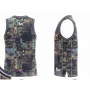 Uniforme de Baloncesto Sublimado Personalizado, Diseño Personalizado, Conjunto de Camiseta y Pantalones Cortos para Equipo, 100% Poliéster, Malla Transpirable, Ropa Deportiva - Product Image 6