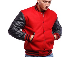 เสื้อแจ็คเก็ตเบสบอลแบบ Letterman สำหรับฤดูหนาว  แบบกำหนดเองได้  แขนหนังแท้  ปักลาย  สไตล์มหาวิทยาลัย  สตรีทแวร์ - Product Image 3