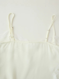 Camiseta de Tirantes Blancos con Encaje, Estilo Casual y Sedoso para Mujer, Moda de Verano - Product Image 3