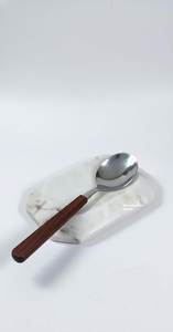 ที่วางช้อนหินอ่อนทำมือ ของตกแต่งในครัว สำหรับตกแต่งบ้านสไตล์ร่วมสมัย - Product Image 4