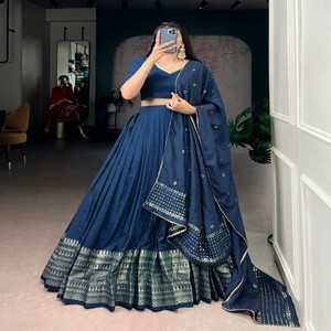 VASTRA COTTAGE Conjunto de Lehenga Choli de Chanderi Puro para Mujer con Dupatta, Borde con Tejido Zari y Lentejuelas, Ropa Étnica Festiva para Bodas - Product Image 1