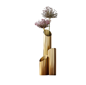 Vase à fleurs en métal plaqué or au design classique, forme personnalisée pour la maison et les hôtels, vase décoratif élégant fait à la main pour la table - Product Image 6