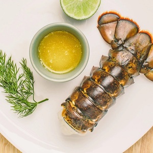 ส่งออกหางกุ้งล็อบสเตอร์แช่แข็งที่เตรียมไว้สำหรับตลาดอาหารทะเลระหว่างประเทศ พร้อมเนื้อนุ่มคุณภาพเยี่ยมสำหรับธุรกิจบริการอาหาร - Product Image 5