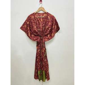 Robe Kaftan en Soie Florale Tendance pour Femme, Cache-Maillot Moderne, Artisanat Ethnique Indien - Product Image 4