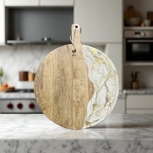 Planche à découper écologique en résine et en bois, pour la préparation et le service des aliments, durable, en matériaux naturels - Product Image 1