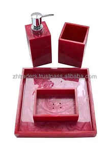 Juego de Accesorios de Baño de Resina Impermeable Moderno y de Lujo con Diseño de Modelo Estilo Amor Personalizable - Product Image 3