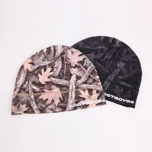 Casquette de cyclisme personnalisée pour hommes, doublure en satin, en nylon, avec logo imprimé, pour le vélo, le ski et les sports. - Product Image 5
