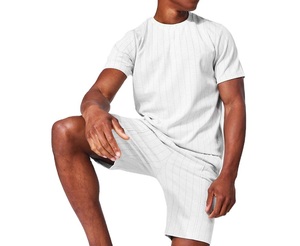 Conjunto de Dos Piezas Casual para Hombre, Camiseta de Cuello Redondo y Pantalones Cortos, Diseño Sólido Transpirable, Verano, Logotipo Personalizado, Impresión Digital, Ligero - Product Image 3