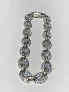 สร้อยข้อมือเงินแท้ 925 ประดับมอสซาไนต์ แบบ Cuban Link พร้อมตัวล็อกแบบวงรี เครื่องประดับสำหรับทุกเพศ เหมาะสำหรับงานแต่งงานและเป็นของขวัญ - Product Image 4