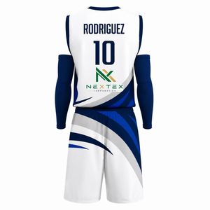 ชุดยูนิฟอร์มบาสเก็ตบอลชายแบบซับลิเมชั่นสั่งทำพิเศษ เสื้อตาข่าย กางเกงขาสั้น ชุดกีฬาสำหรับทีม ชุดแข่งขัน พร้อมปลอกแขน ขายแบบ OEM - Product Image 3