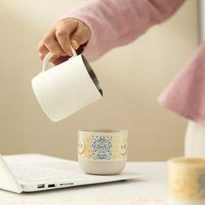 Tasse à espresso et latte à large ouverture en céramique avec motif arabe, pour restaurants, cafés, décoration intérieure, par UO INDIA - Product Image 2