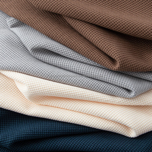 T-shirt gaufré bio T-shirt en bambou durable T-shirt écologique pour hommes T-shirt en tricot gaufré à manches courtes - Product Image 6