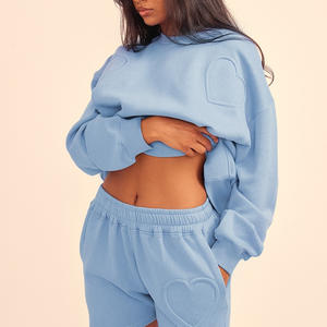 Conjunto de Sudadera con Capucha y Pantalones Cortos de Poliéster para Mujer, Impresión de Logotipo Personalizado, Marca Privada, Estilo Urbano, Ropa de Casa, Proveedor OEM ODM - Product Image 4