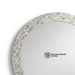 Miroir mural rond de luxe en nacre – Miroir incurvé en mosaïque de coquillages fait main pour la décoration haut de gamme de la maison et des hôtels - Product Image 3