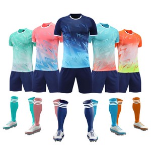 Camisetas de Fútbol para Adultos de Diseño Premium, Transpirables, 100% Poliéster, Logotipo Personalizable, Manga Corta, Impresas, de Secado Rápido - Product Image 4