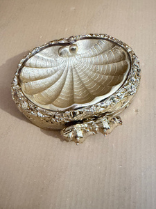 Brass Seashell <b>Clutch</b> | Handmade Classic Beading Sculpted Shell Luxury Metallic Pearl Fashion Bridal <b>Wedding</b> Evening Purse - Product Image 3