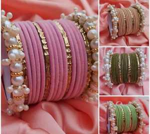 ชุดกำไลกำมะหยี่สีน้ำตาลประดับมุกและลูกปัดทองสำหรับผู้หญิง - Product Image 4