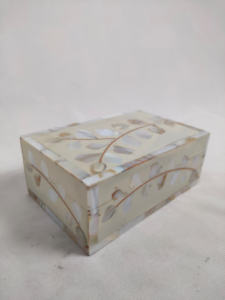 Boîtes à serpillière uniques en résine Boîtes de rangement artisanales avec incrustation de résine Boîtes à serpillière décoratives personnalisées pour solutions de rangement à domicile - Product Image 5