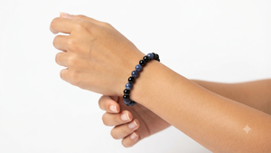Bracelet en pierres naturelles en gros, obsidienne noire et sodalite bleue, bijoux élastiques en cristal de guérison pour hommes et femmes - Product Image 2