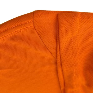 เสื้อยืดคุณภาพสูง สีขาวเย็น 180 กรัม ผ้าคอตตอนหวี 100% ขายส่ง รับทำโลโก้ เสื้อยืดเปล่าเรียบๆ แบบยูนิเซ็กส์ เสื้อยืดผู้ชาย สกรีนโลโก้ได้ - Product Image 6