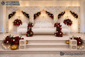 Elegante telón de fondo de boda color marfil para escenario de recepción, paneles decorativos de lujo estilo mogol con trabajo Jali plateado, en venta. - Product Image 5