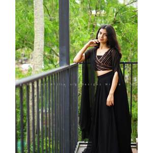 Hermoso Lehenga con Blusa para Fiesta, Último Modelo, Talla XL - Product Image 4