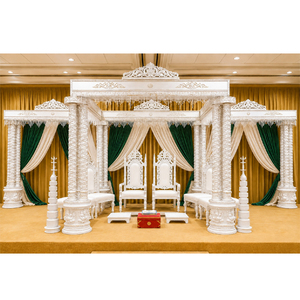 Mandap de mariage hindou classique blanc Triveni, structure royale en bois sculpté blanc, mandap de mariage indien tout blanc sculpté - Product Image 1