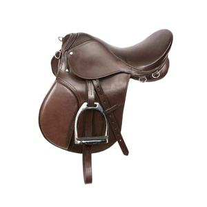 Bordas de cuero reforzadas que previenen el desgaste durante la montura extrema al aire libre. Silla de montar de cuero para caballos. - Product Image 6