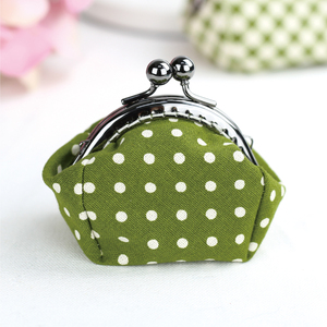 Kit de couture pour débutants, kit compact pour porte-monnaie avec cadre métallique durable et tissu doux - Product Image 1