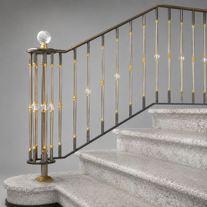 Barandilla de escalera con detalles de cristal, collares dorados, balaustres plateados y pasamanos oscuros para escaleras interiores de lujo - Product Image 2