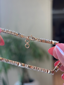 Pulsera de Lujo QUBE STAR para Mujer, Oro de 14K, Diamante Cultivado en Laboratorio de 3.70 Quilates con Corte Pera, Diseño Floral con Eslabones Alternados - Product Image 4