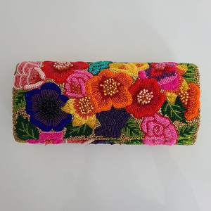 Bolso de Mano con Cuentas y Flores, Estilo Bohemio para Mujer, Bolsa de Cosméticos Portátil con Cierre Magnético, Bordado a Mano, Clásico y Moderno para Todas las Temporadas - Product Image 4